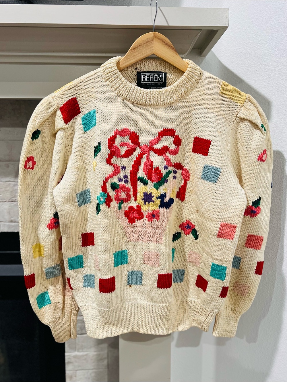VINTAGE 1987 Berek Floral Basket Ribbon Knit Sweater Coquette Cream *FLAWED